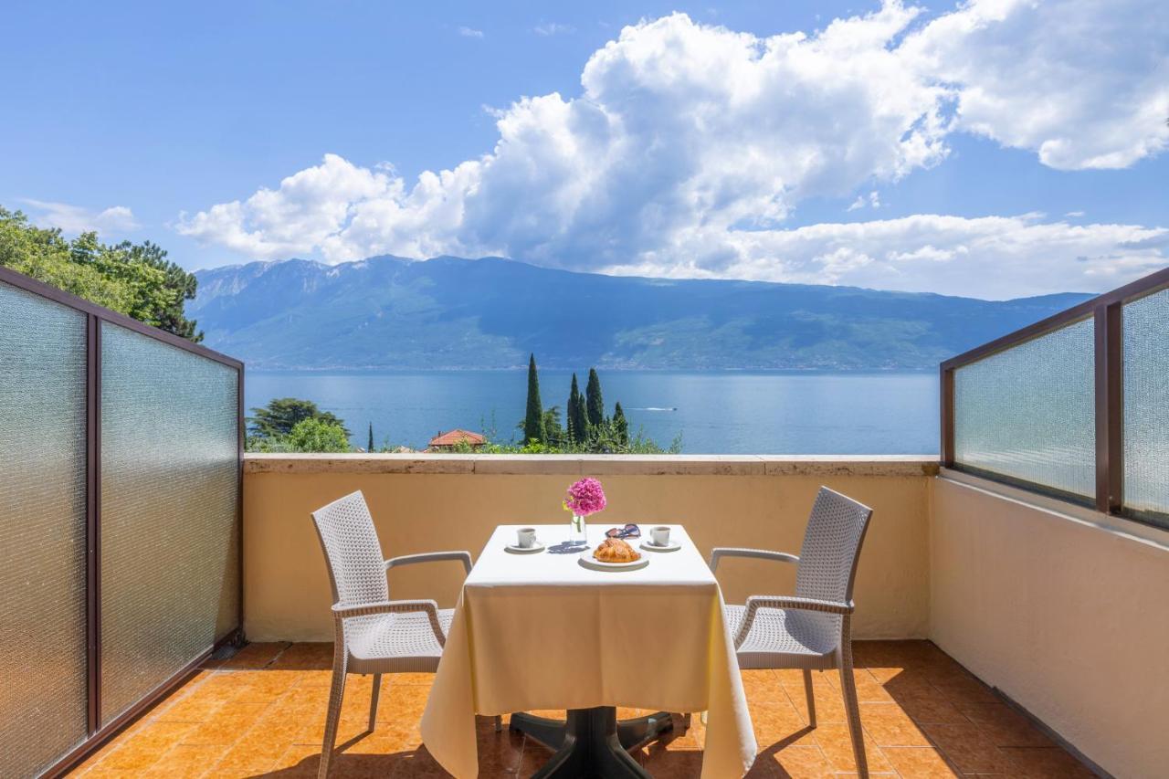 Hotel Meandro - View Gargnano