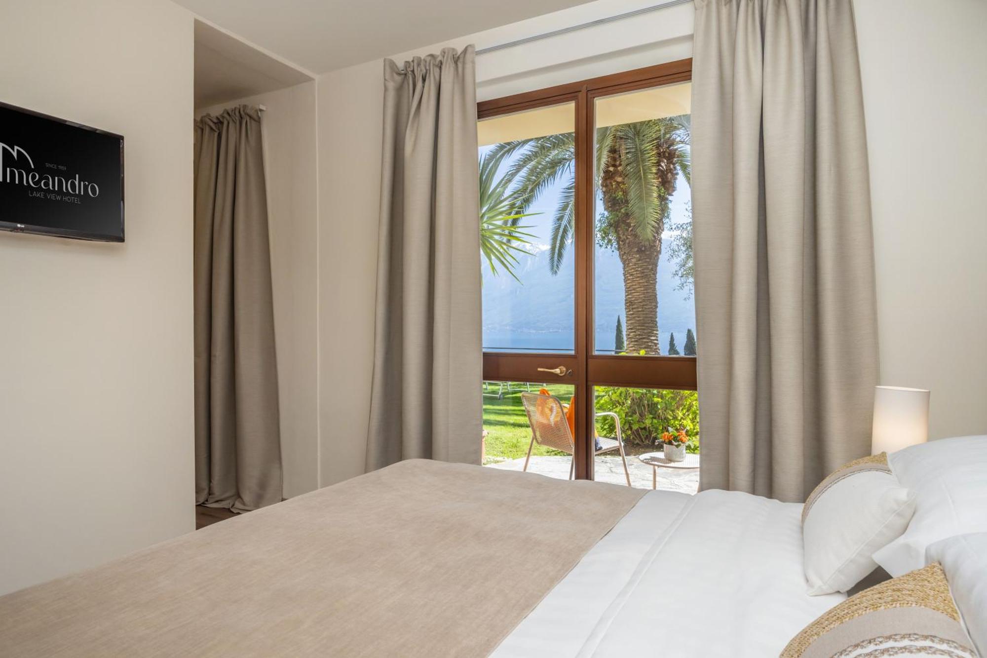 Hotel Meandro - View Gargnano
